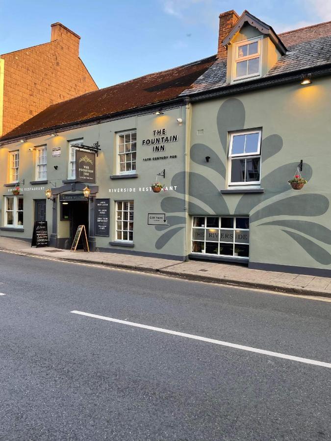 The Fountain Inn & Riverside Restaurant Okehampton Extérieur photo